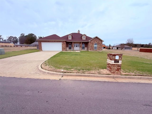 611 Dela Cruz Drive, Winnsboro, TX 75494