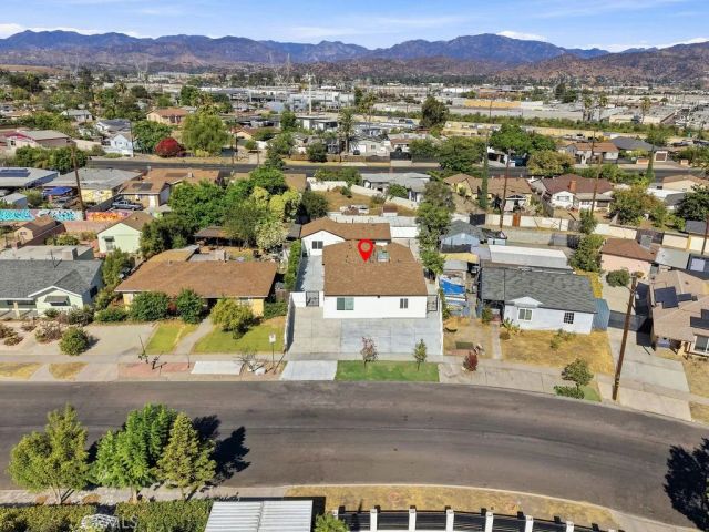11917 Burton Street 1, North Hollywood, CA 91605