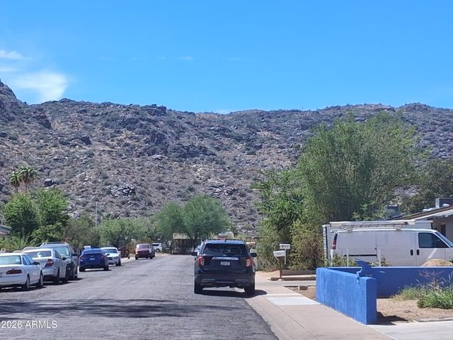 8039 S 25TH Street, Phoenix, AZ 85042