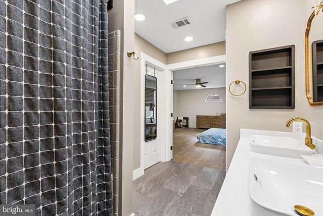 5597 JOLLIE, Frederick, MD 21702