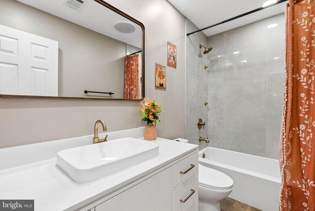 5597 JOLLIE, Frederick, MD 21702