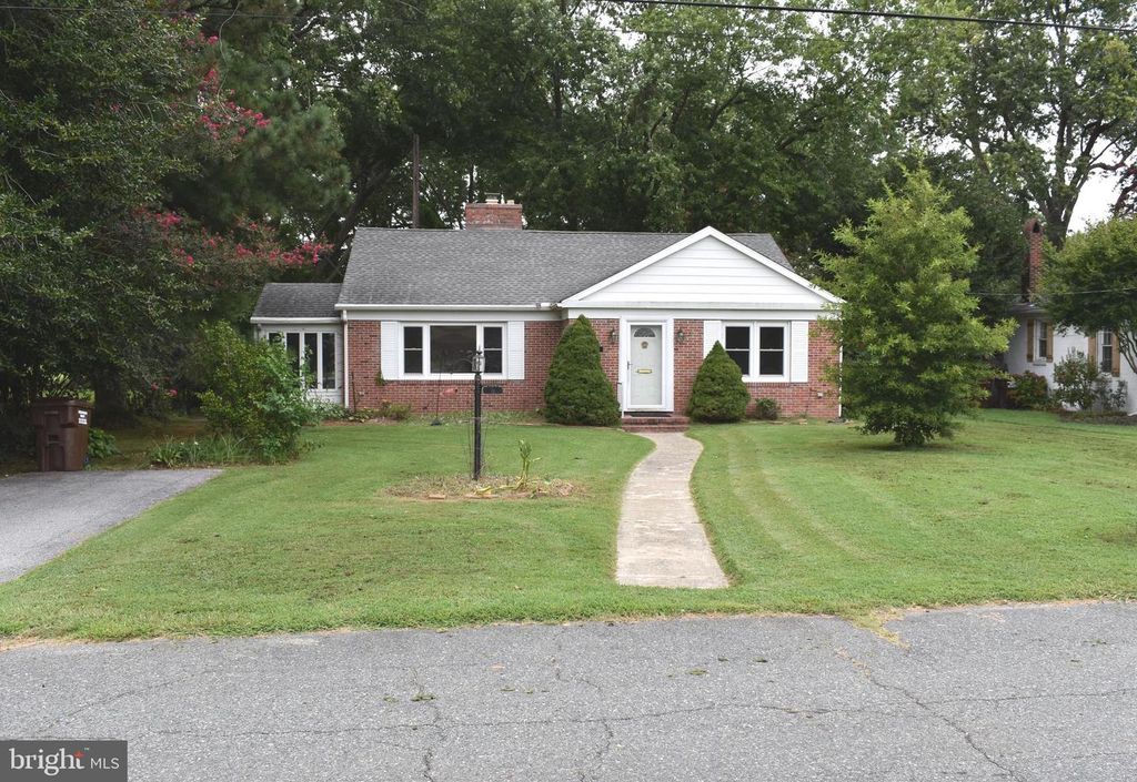 207 SOMERSET, Cambridge, MD 21613