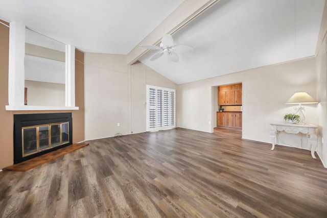 74647 Azurite Circle E, Palm Desert, CA 92260