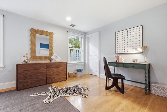32 Pleasant Street, Boston, MA 02129