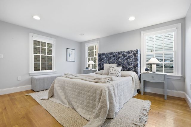 32 Pleasant Street, Boston, MA 02129