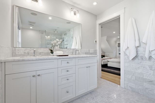 32 Pleasant Street, Boston, MA 02129