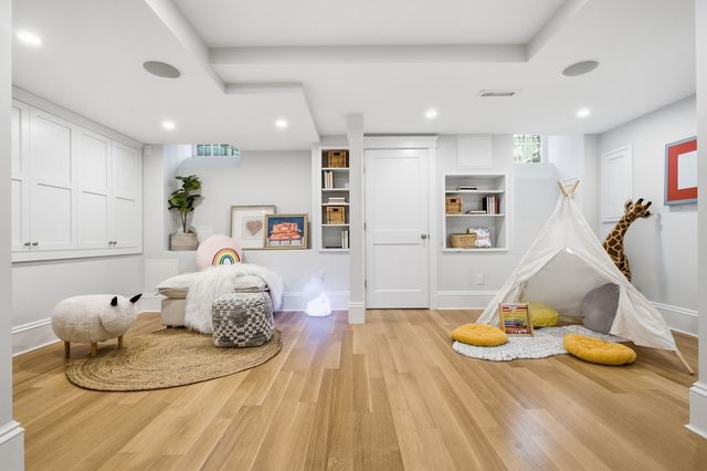 32 Pleasant Street, Boston, MA 02129
