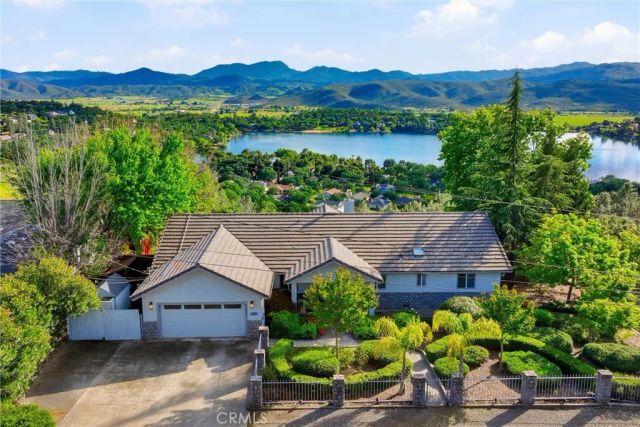17372 Greenridge, Hidden Valley Lake, CA 95467