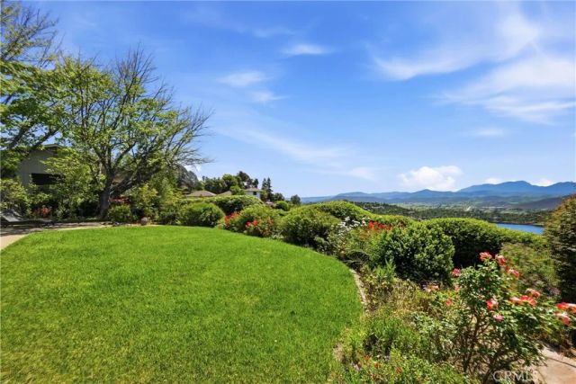 17372 Greenridge, Hidden Valley Lake, CA 95467