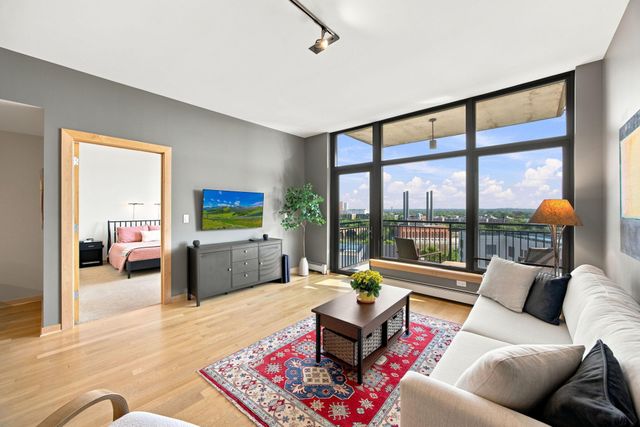 1120 S 2nd Street 903, Minneapolis, MN 55415