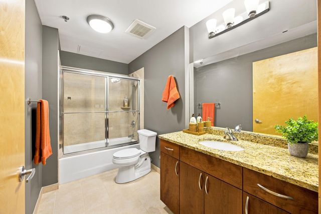 1120 S 2nd Street 903, Minneapolis, MN 55415