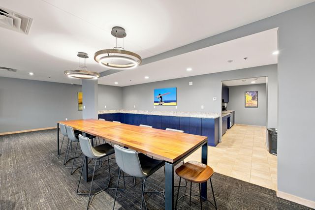 1120 S 2nd Street 903, Minneapolis, MN 55415