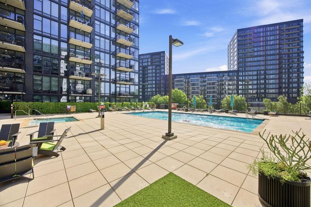 1120 S 2nd Street 903, Minneapolis, MN 55415
