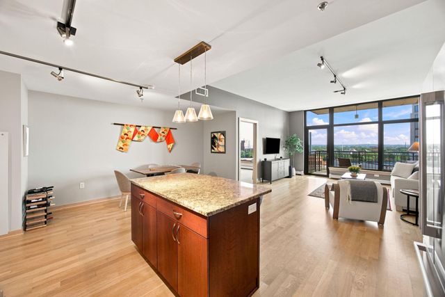 1120 S 2nd Street 903, Minneapolis, MN 55415