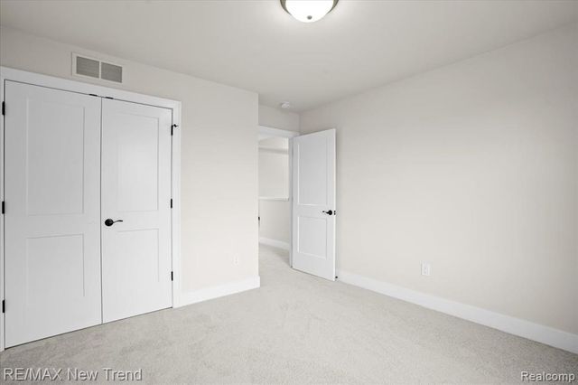 3022 E Theodore Street, Wixom, MI 48393