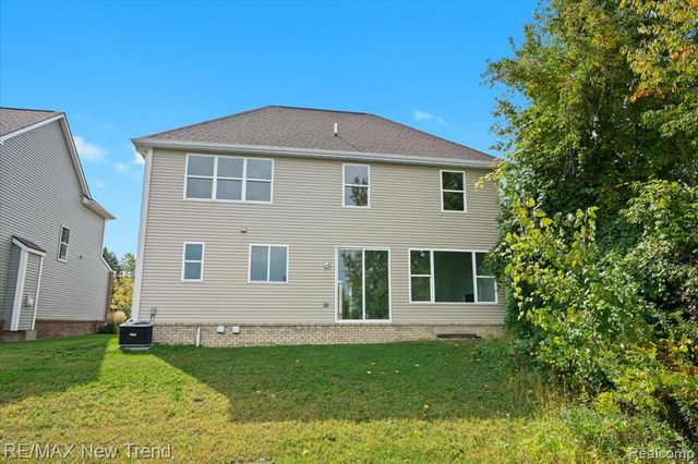 3022 E Theodore Street, Wixom, MI 48393