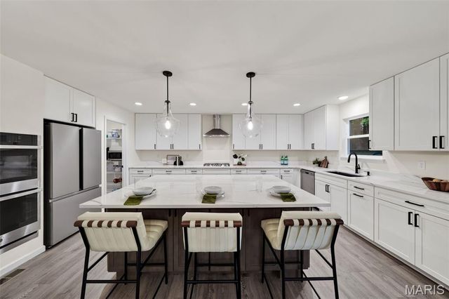 310 Osprey Court, Lake St Louis, MO 63367