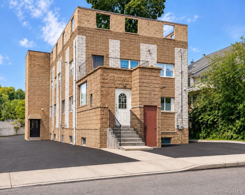 21 Rita Avenue, Monsey, NY 10952 — exterior