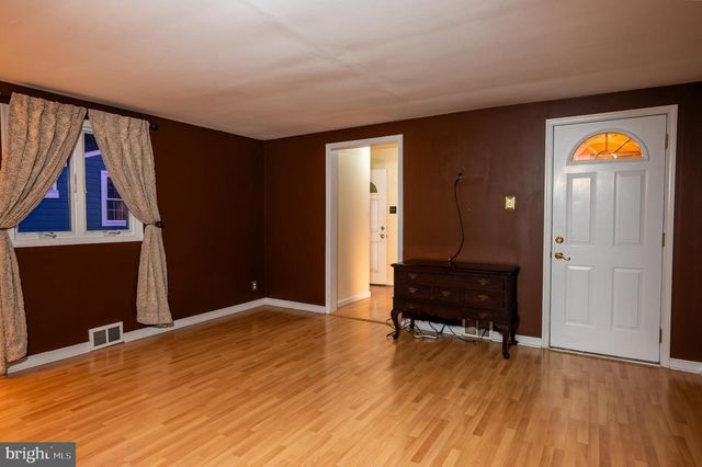 2597 CARRELL LN, Willow Grove, PA 19090