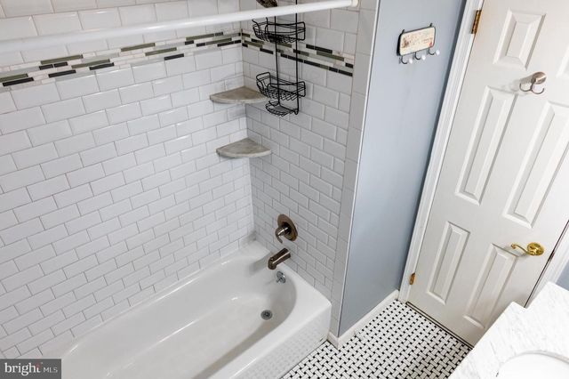 2597 CARRELL LN, Willow Grove, PA 19090
