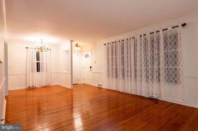 2597 CARRELL LN, Willow Grove, PA 19090