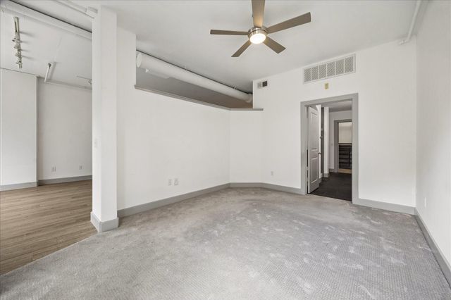 1901 Post Oak Boulevard 408, Houston, TX 77056