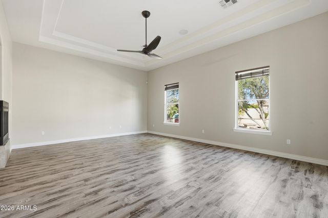 2900 E CLARK Drive, Gilbert, AZ 85297