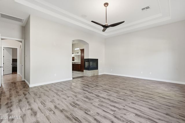 2900 E CLARK Drive, Gilbert, AZ 85297