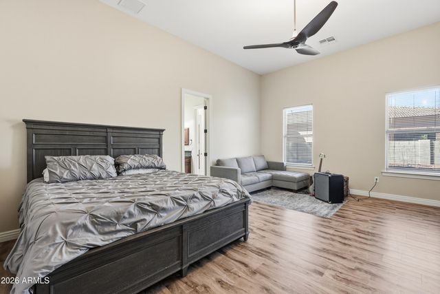 2900 E CLARK Drive, Gilbert, AZ 85297