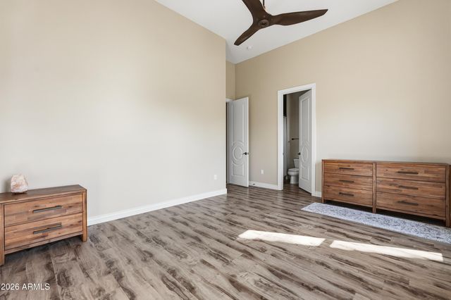 2900 E CLARK Drive, Gilbert, AZ 85297