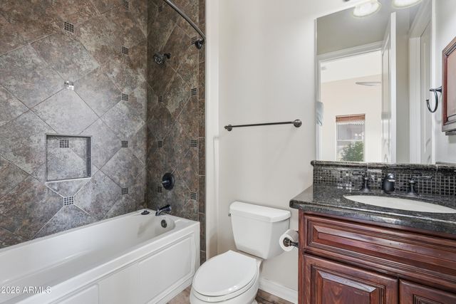 2900 E CLARK Drive, Gilbert, AZ 85297