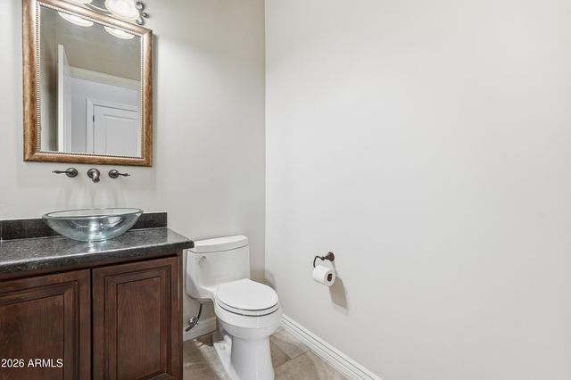 2900 E CLARK Drive, Gilbert, AZ 85297