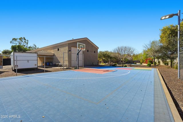 2900 E CLARK Drive, Gilbert, AZ 85297