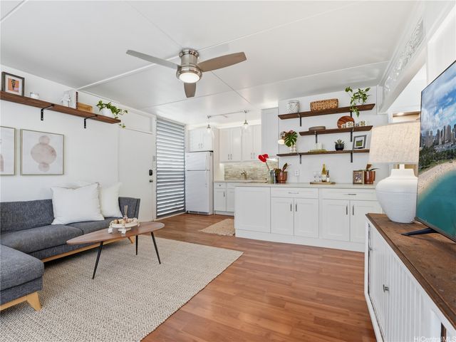 3810 Leahi Avenue 210, Honolulu, HI 96815