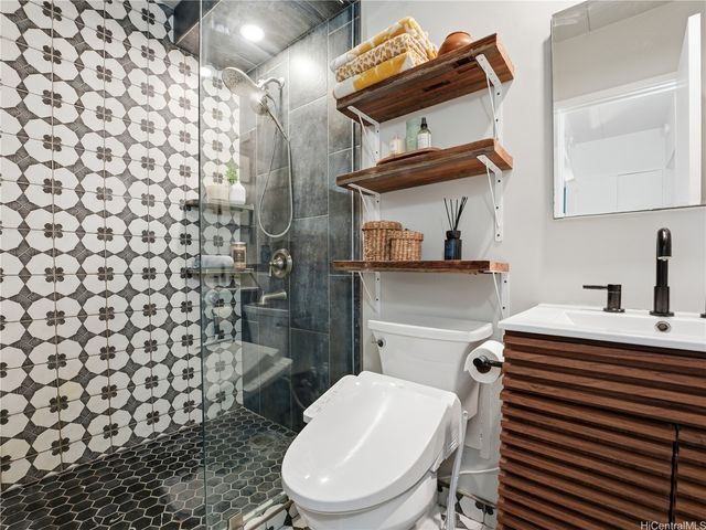 3810 Leahi Avenue 210, Honolulu, HI 96815