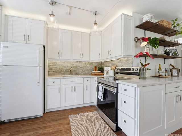 3810 Leahi Avenue 210, Honolulu, HI 96815