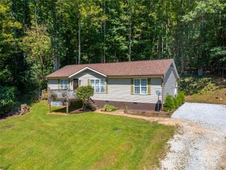 238 Ed Gordon Senior Drive, Saluda, NC 28773