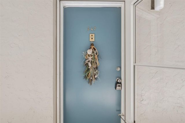 1520 GLEN OAKS DRIVE E 247, Sarasota, FL 34232