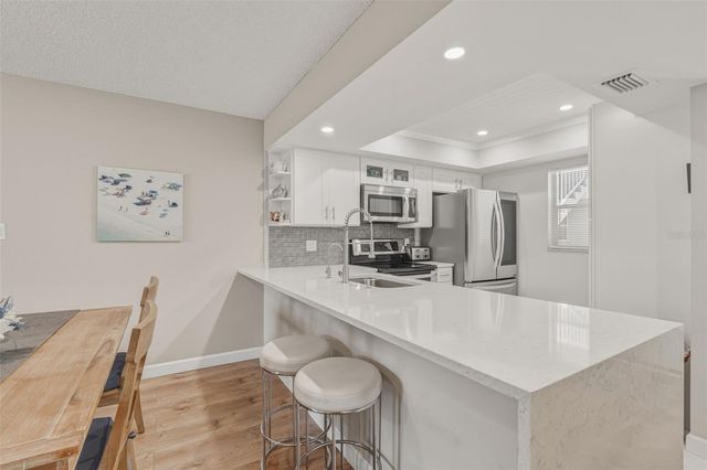1520 GLEN OAKS DRIVE E 247, Sarasota, FL 34232