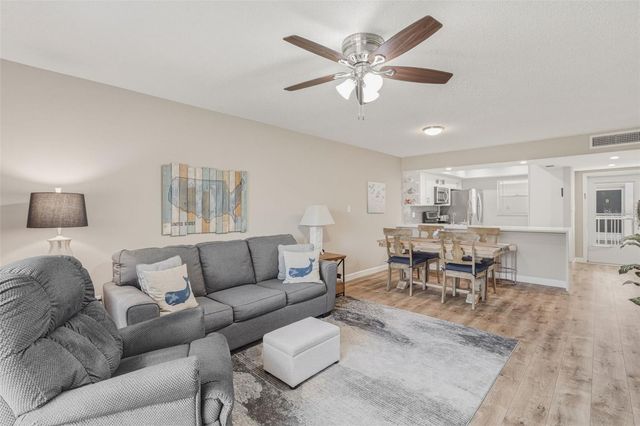 1520 GLEN OAKS DRIVE E 247, Sarasota, FL 34232
