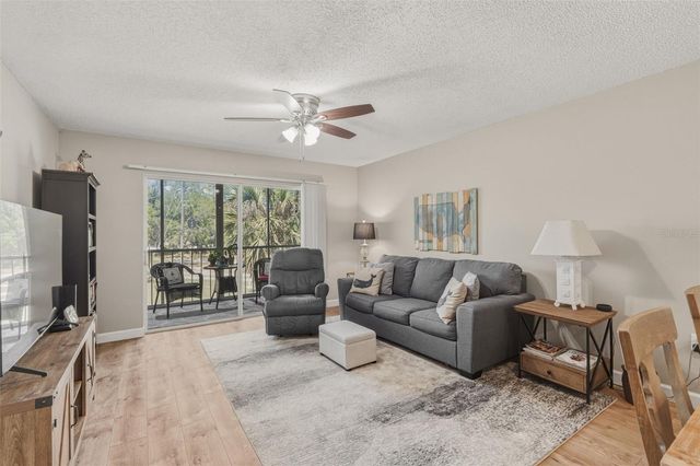 1520 GLEN OAKS DRIVE E 247, Sarasota, FL 34232
