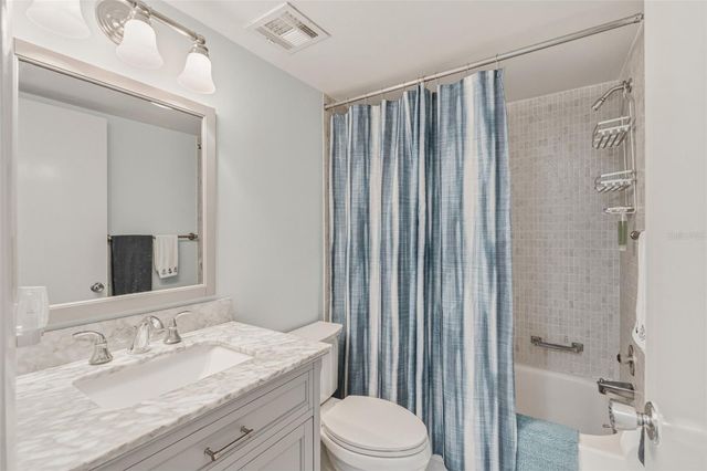 1520 GLEN OAKS DRIVE E 247, Sarasota, FL 34232