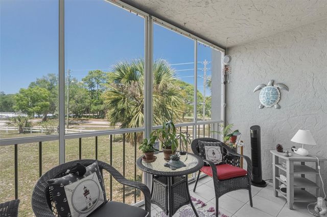 1520 GLEN OAKS DRIVE E 247, Sarasota, FL 34232