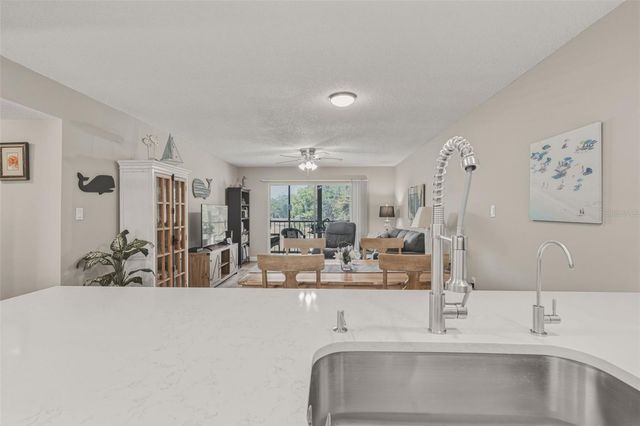 1520 GLEN OAKS DRIVE E 247, Sarasota, FL 34232