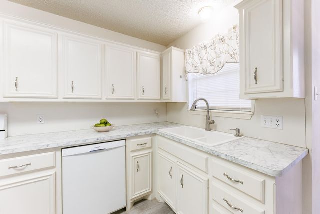 1003 Justice Avenue, Lubbock, TX 79416