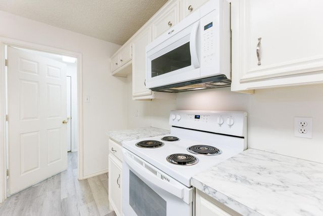 1003 Justice Avenue, Lubbock, TX 79416