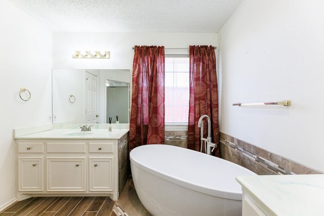 1003 Justice Avenue, Lubbock, TX 79416