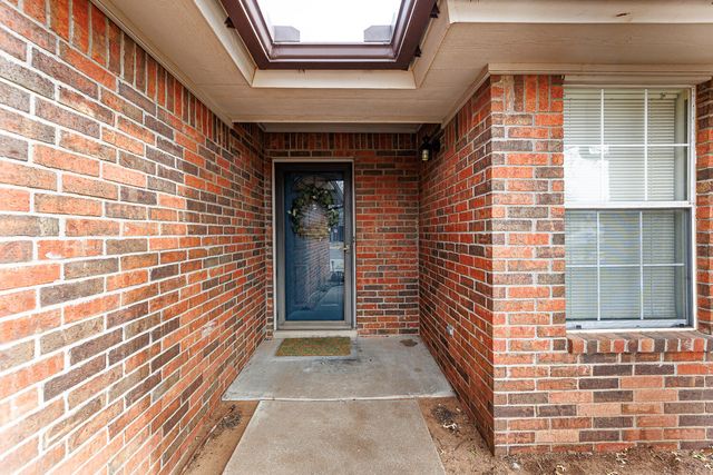 1003 Justice Avenue, Lubbock, TX 79416