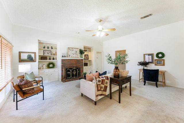 1003 Justice Avenue, Lubbock, TX 79416