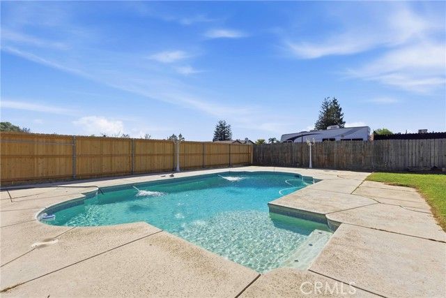 10801 Paul, Bakersfield, CA 93312